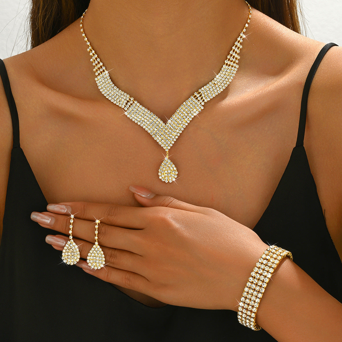 Modern Teardrop Jewelry Set for Women – 4 Piece Necklace, Earrings, Bracelet & Ring